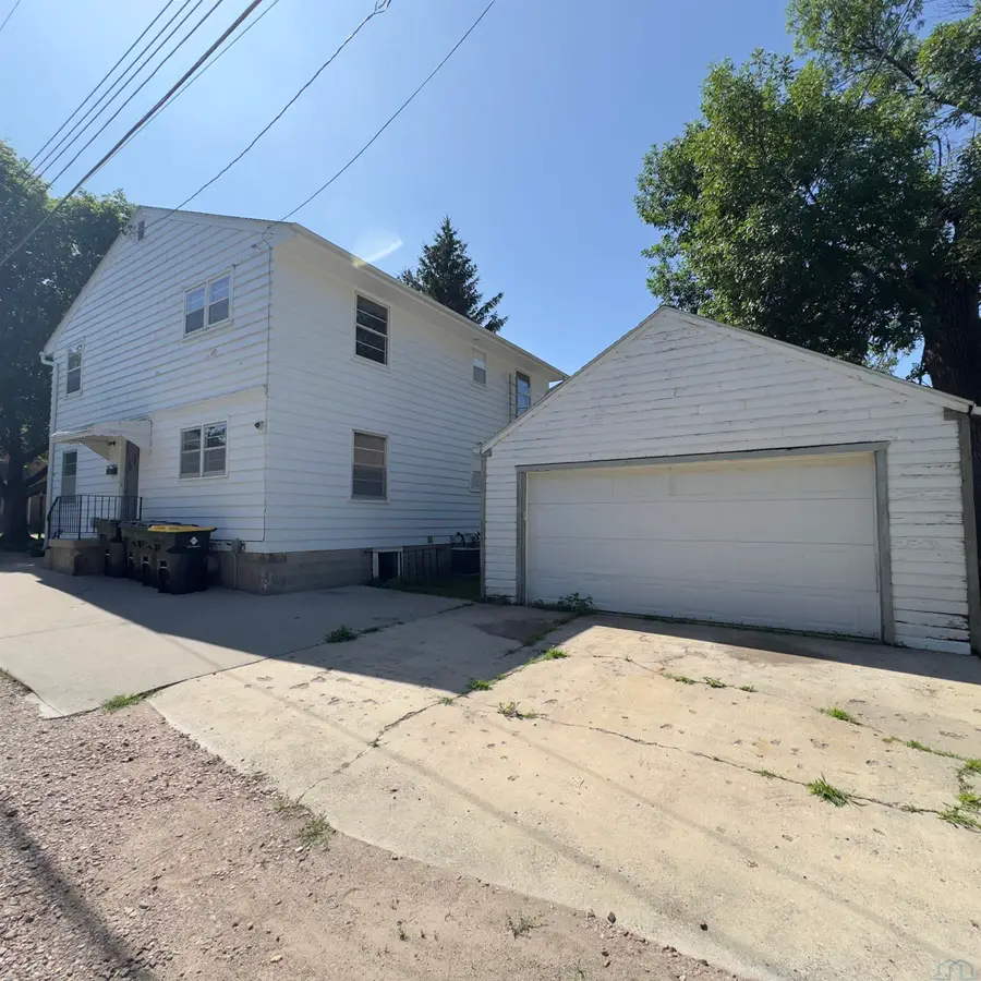 2021 S NEWTON ST, Sioux City, IA 51106 - #2