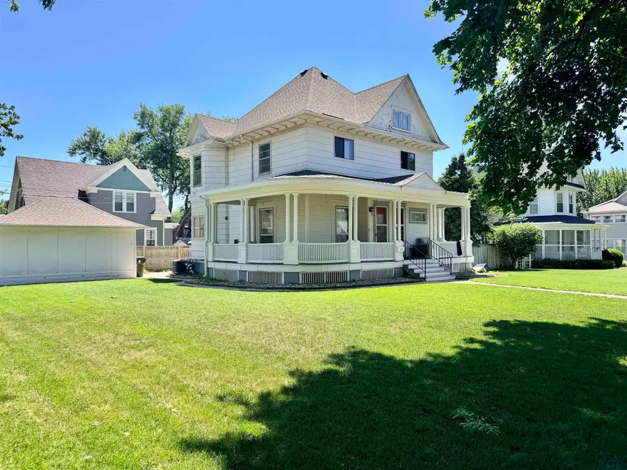 3720-22 4TH AVE, Sioux City, IA 51106 - #3