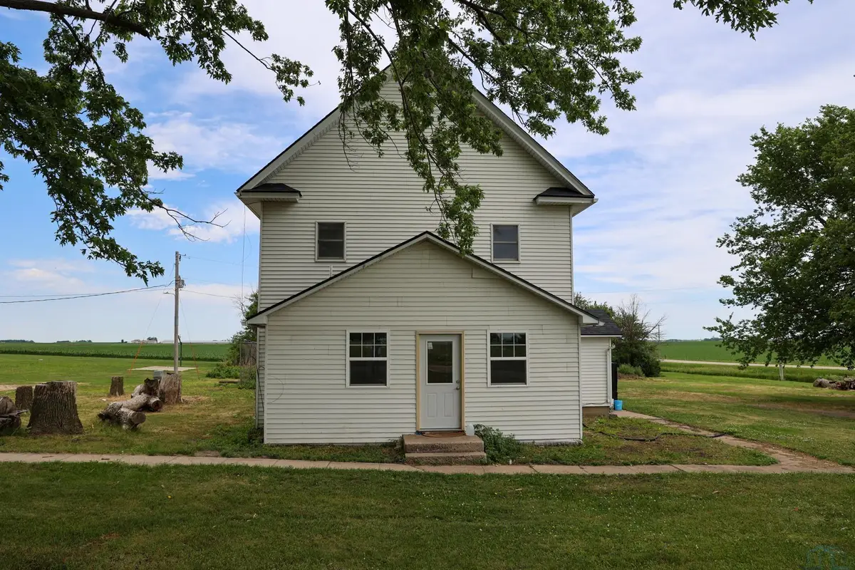 2099 550th St, Albert City, IA 50510 - #1