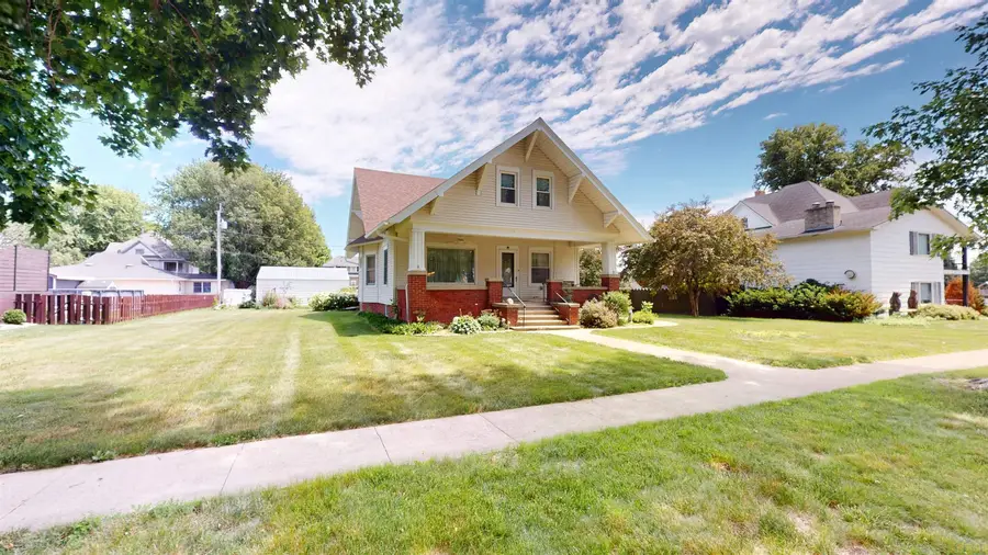 310 S Lubeck St., Holstein, IA 51025 - #2