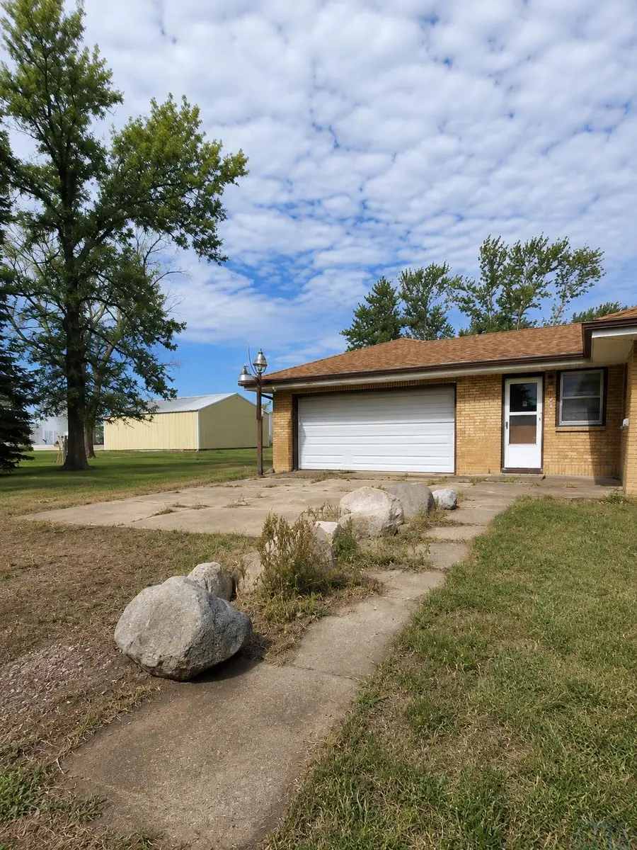 938 630TH ST, Storm Lake, IA 50588 - #2