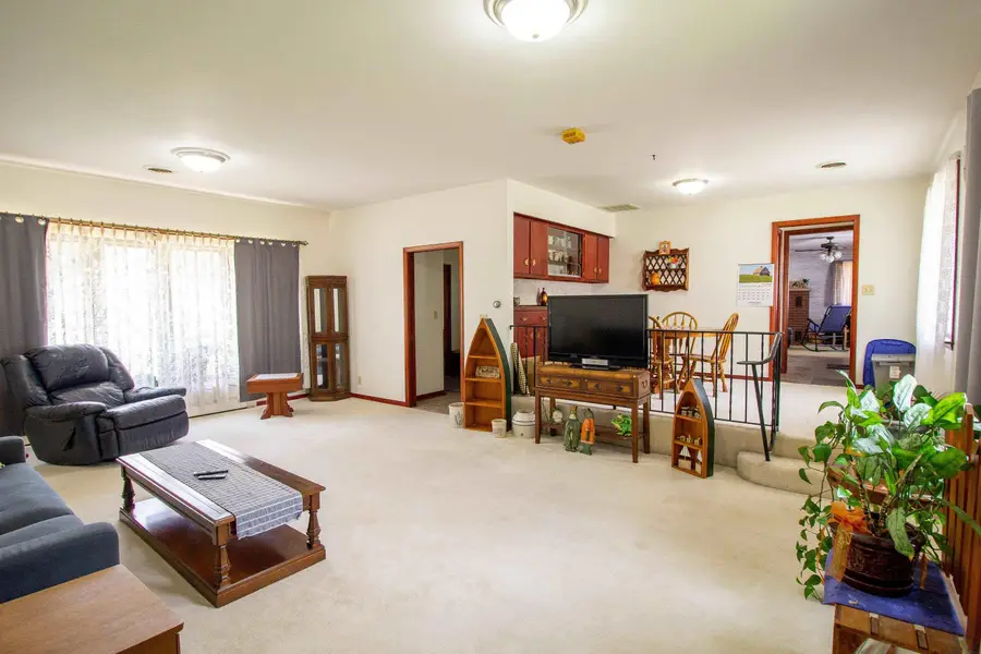906 3RD AVE NW, Pocahontas, IA 50574 - #2