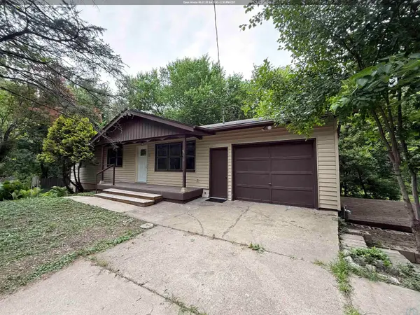 3420 Broken Kettle Rd, Sioux City, IA 51104
