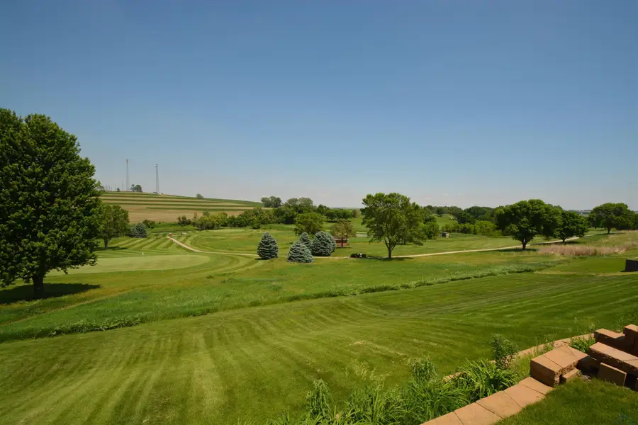 856 Springbrook Dr, Hinton, IA 51024 - #2