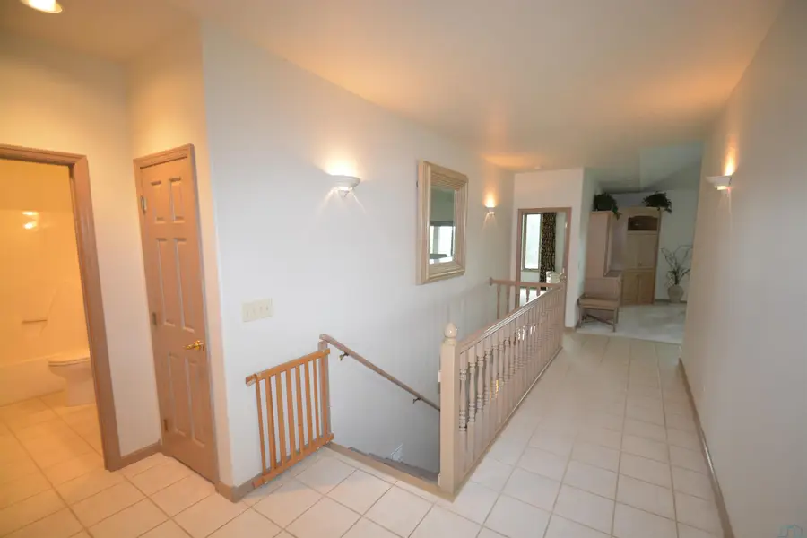 856 Springbrook Dr, Hinton, IA 51024 - #3