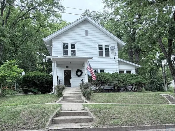 3501 42nd St., Sioux City, IA 51108