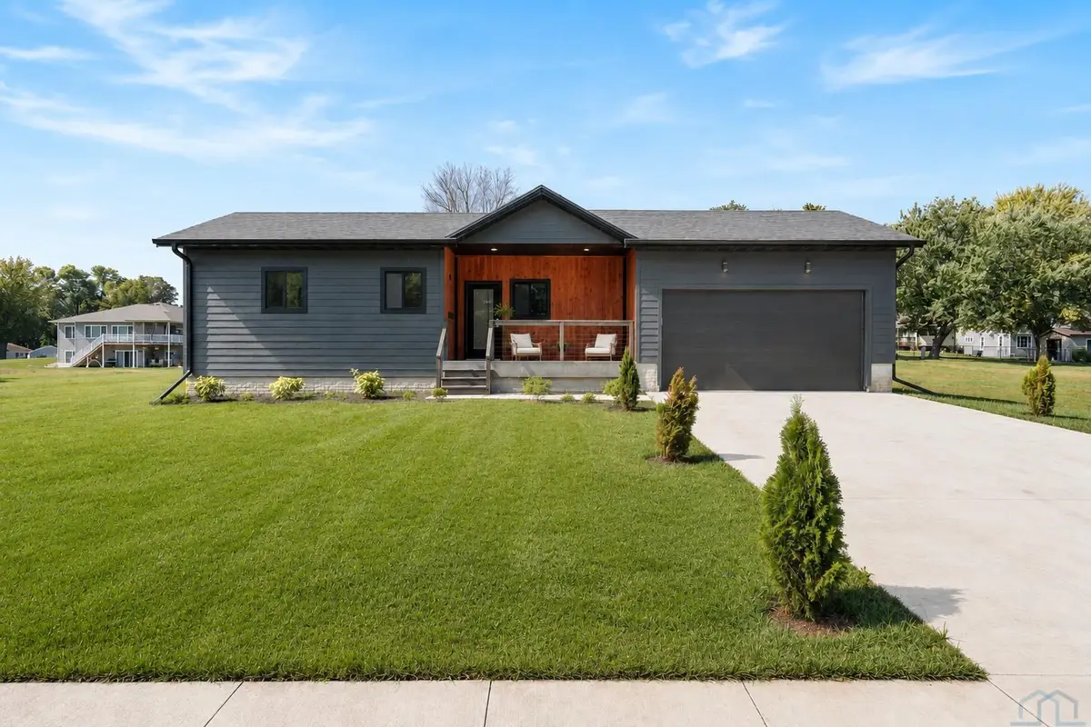 707 S Greene, Rock Rapids, IA 51246 - #1