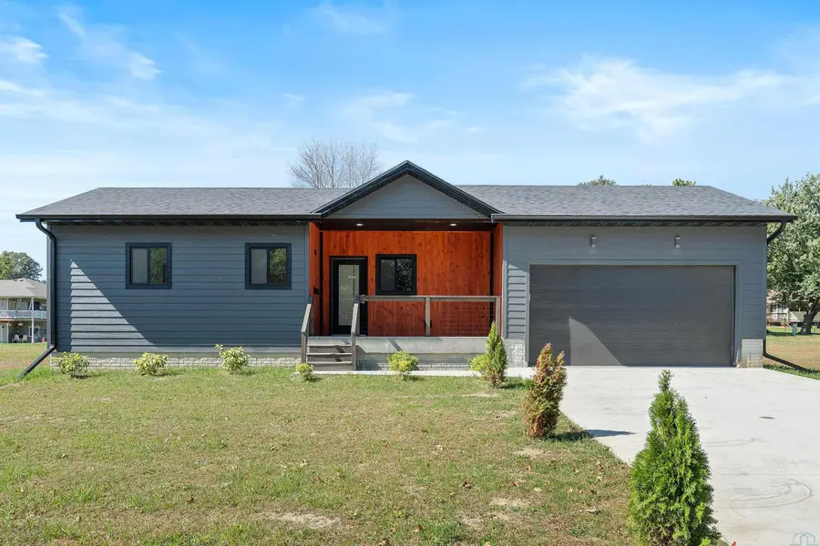 707 S Greene, Rock Rapids, IA 51246 - #2