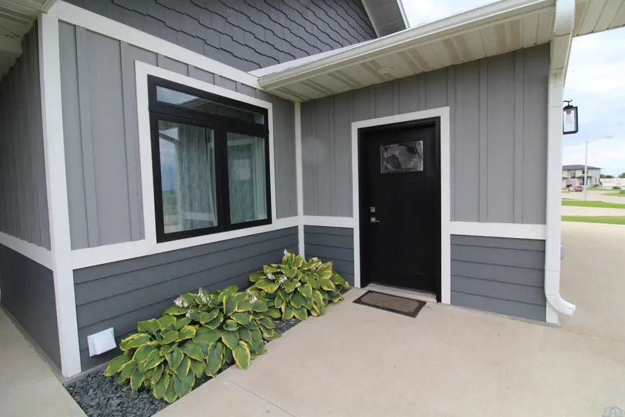 606 Country Lane, Kingsley, IA 51028 - #2