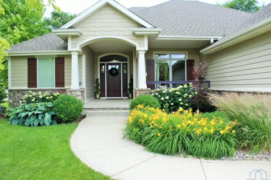 524 BLUESTEM TRL, Dakota Dunes, SD 57049 - #3