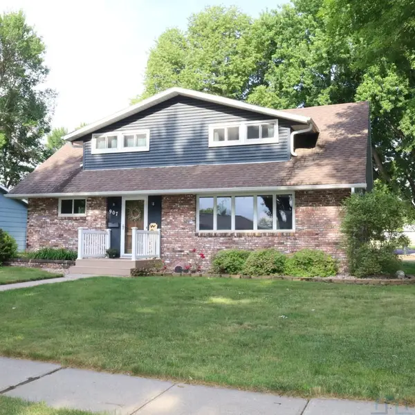 907 S Greene, Rock Rapids, IA 51246