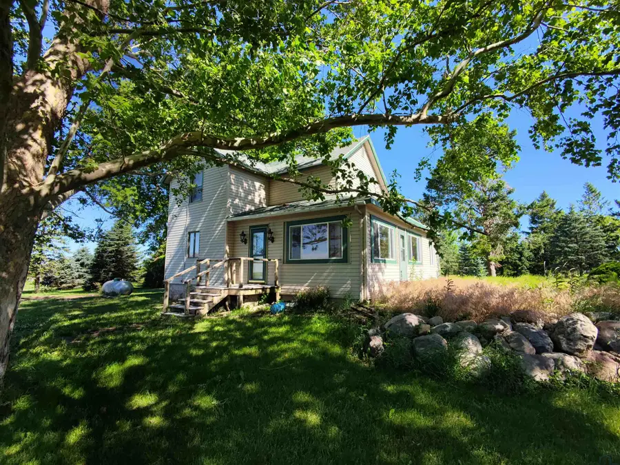 5257 100th Ave, Storm Lake, IA 50588 - #2