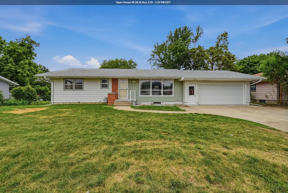 3311 S Lakeport, Sioux City, IA 51106 - #1