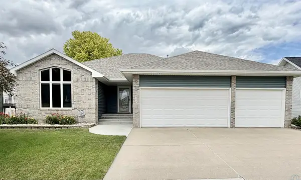 417 Barrington Drive, Sergeant Bluff, IA 51106