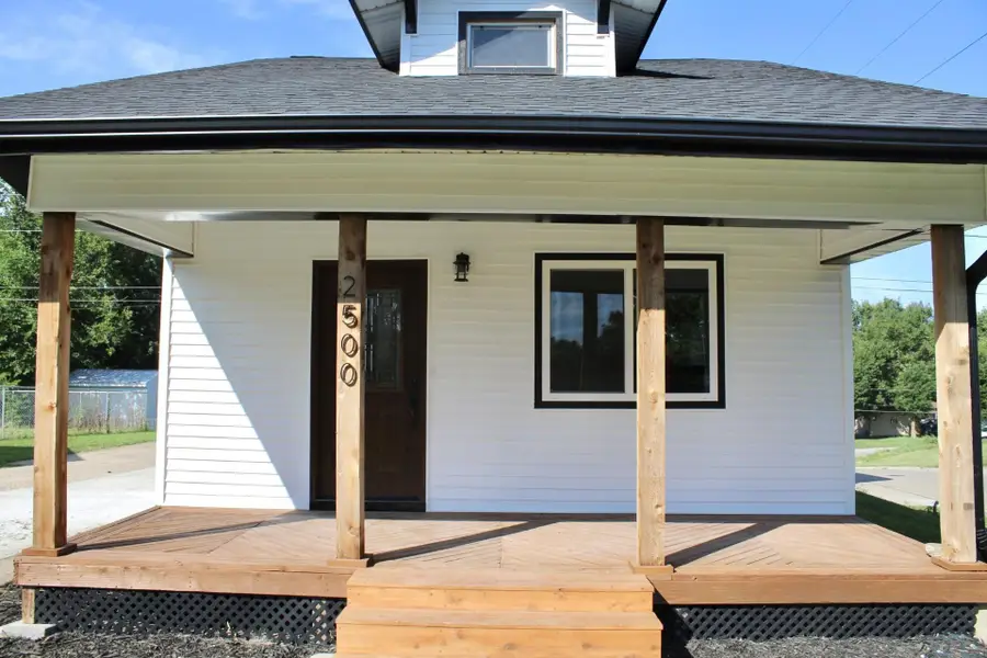 2500 SHIELDS AVE, Sioux City, IA 51106 - #3