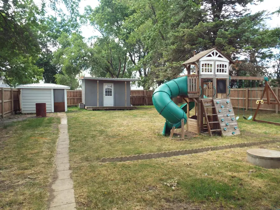 154 1st Ave., Ashton, IA 51232 - #3