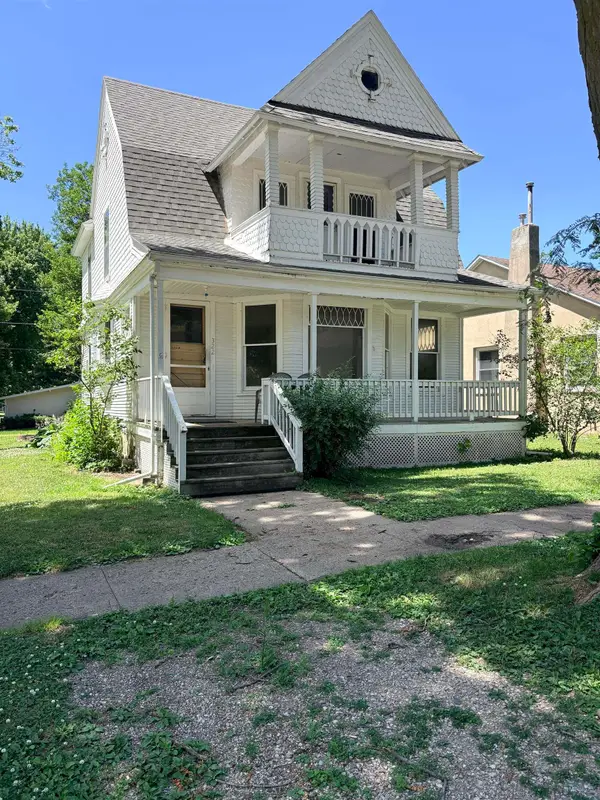 322 S FRANKLIN ST, Newell, IA 50568