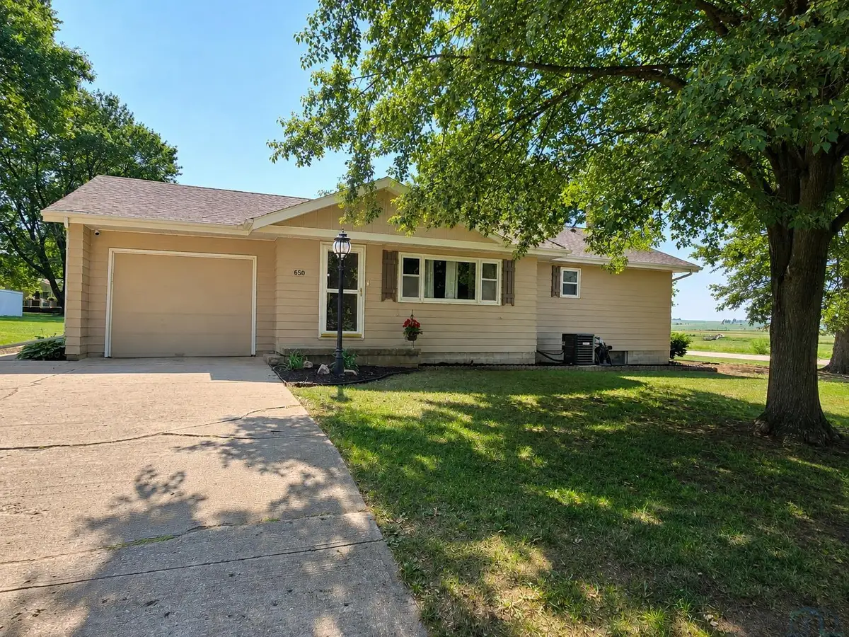 650 S 7th St., Akron, IA 51001 - #1