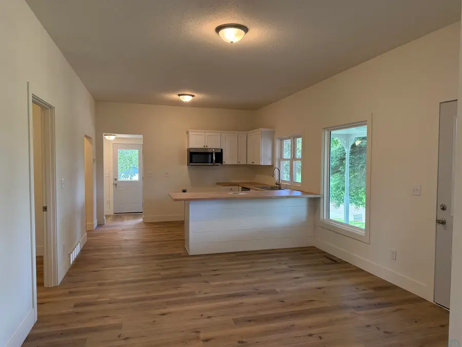 304 Walnut St, Maskell, NE 68751 - #3