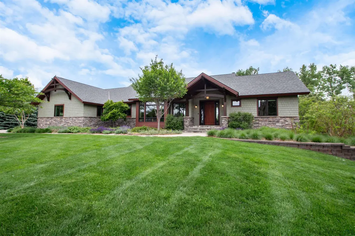 914 Wynstone Drive, Jefferson, SD 57038 - #1