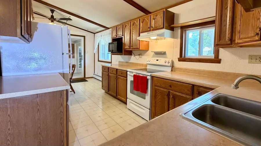 412 SPRUCE ST, Aurelia, IA 51005 - #2