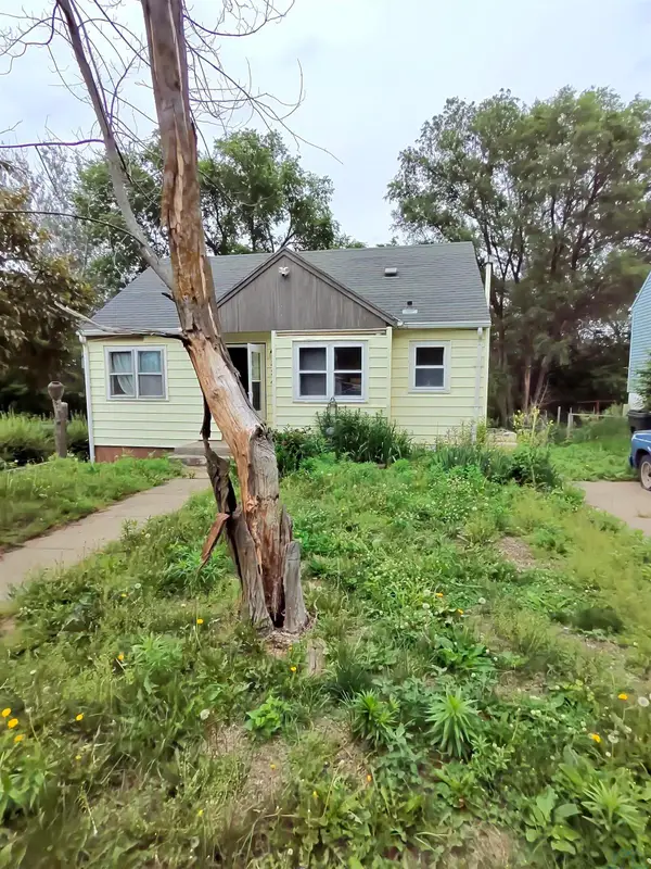 224 S Leonard St., Sioux City, IA 51103