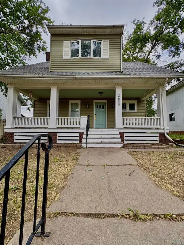 2605 JONES ST, Sioux City, IA 51104