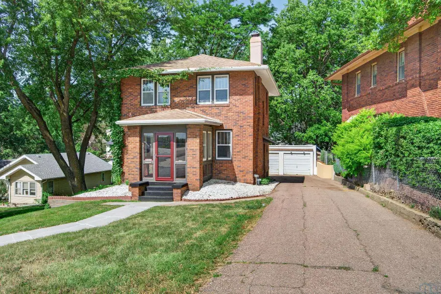 1449 JOHN ST, Sioux City, IA 51103 - #2