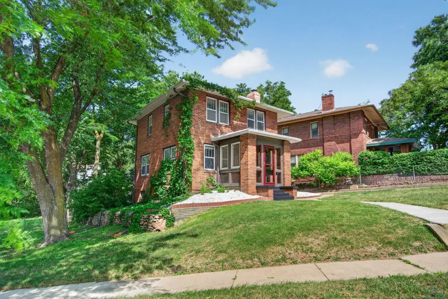 1449 JOHN ST, Sioux City, IA 51103 - #3
