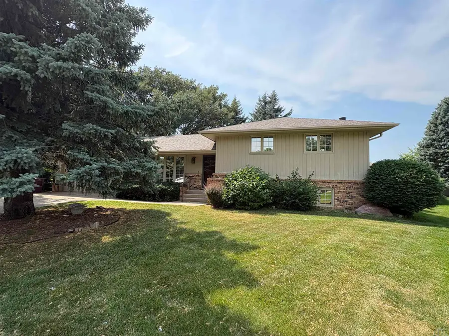 105 Burning Tree Circle, South Sioux City, NE 68776 - #3