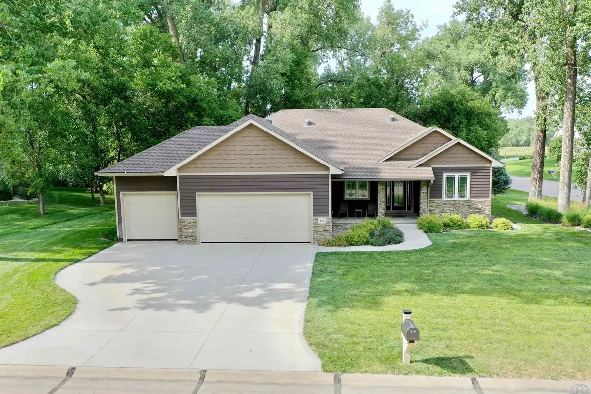 875 E Sawgrass Trail, Dakota Dunes, SD 57049 - #1