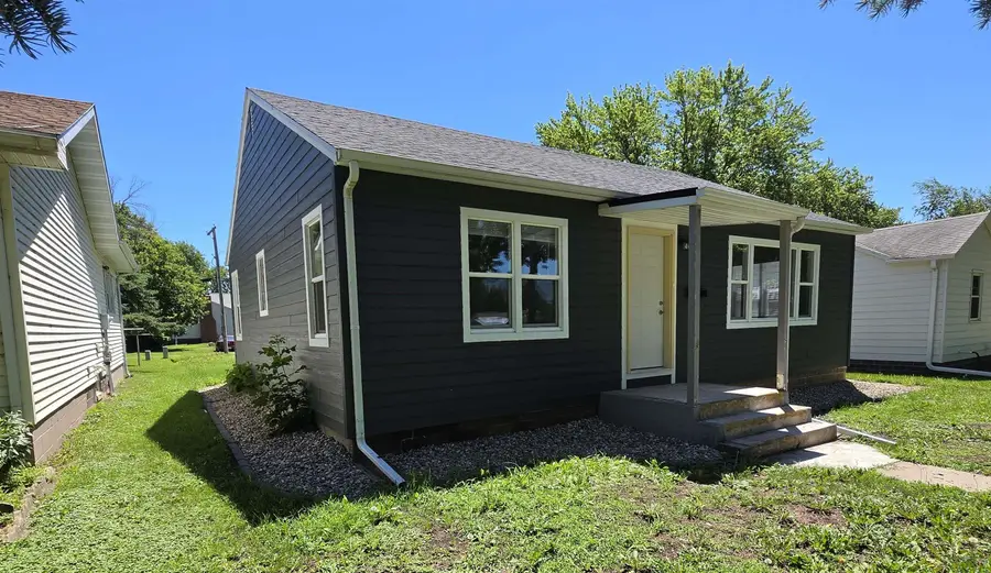 315 S Clark St., Paullina, IA 51046 - #3
