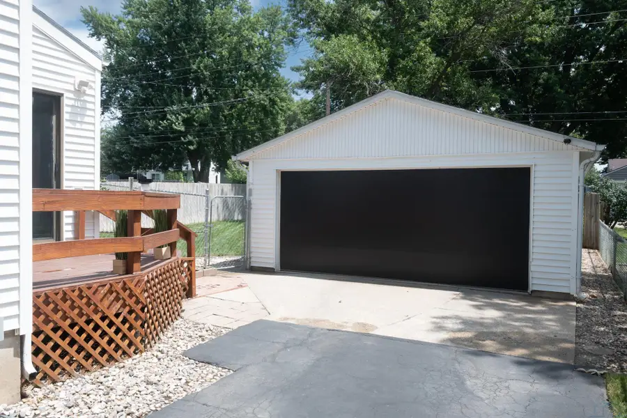 2624 S Glass, Sioux City, IA 51106 - #3