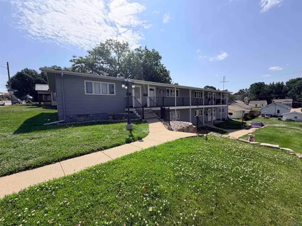 3312 TRANSIT AVE, Sioux City, IA 51106