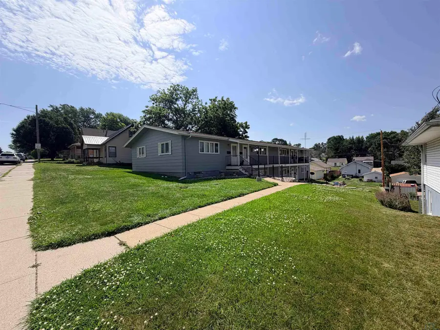 3312 TRANSIT AVE, Sioux City, IA 51106 - #3