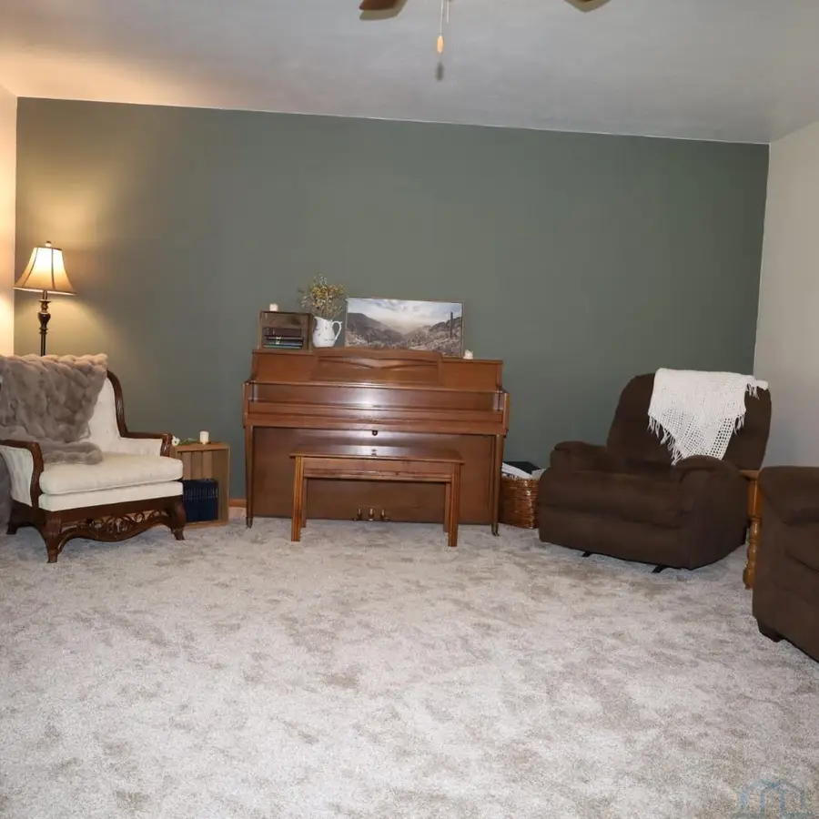 811 S Carroll Street, Rock Rapids, IA 51246 - #2
