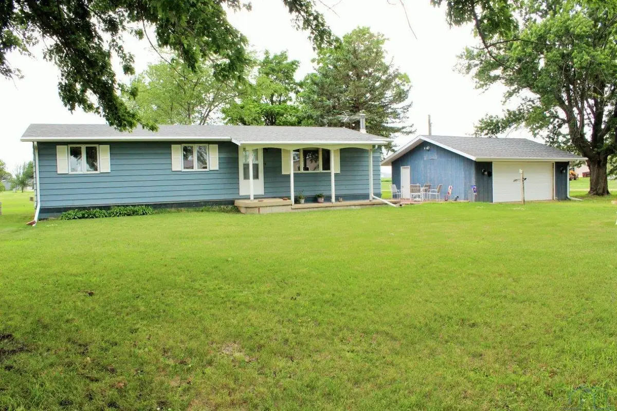 32900 LAMBERT PL, Jefferson, SD 57038 - #1