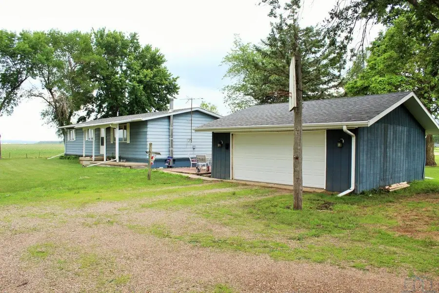 32900 LAMBERT PL, Jefferson, SD 57038 - #3