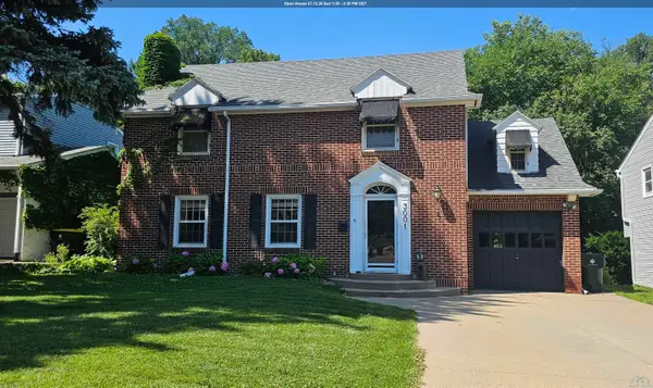 3001 VALLEY DR, Sioux City, IA 51104
