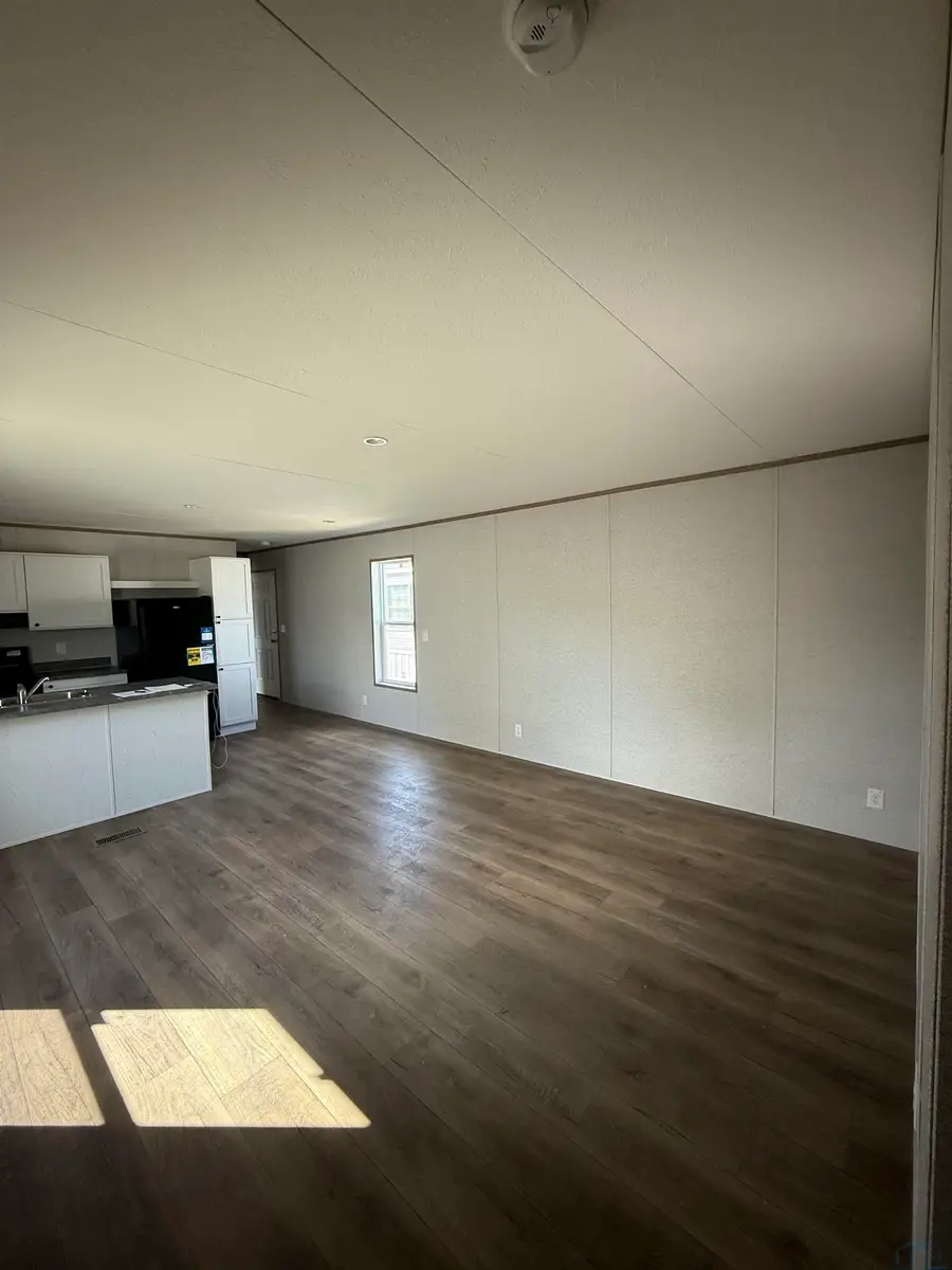 833 E Duke St #31, Vermillion, SD 57069 - #3
