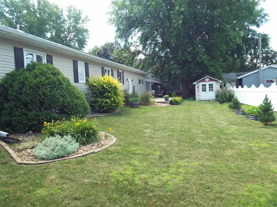 501 9th Avenue, Sibley, IA 51249 - #3