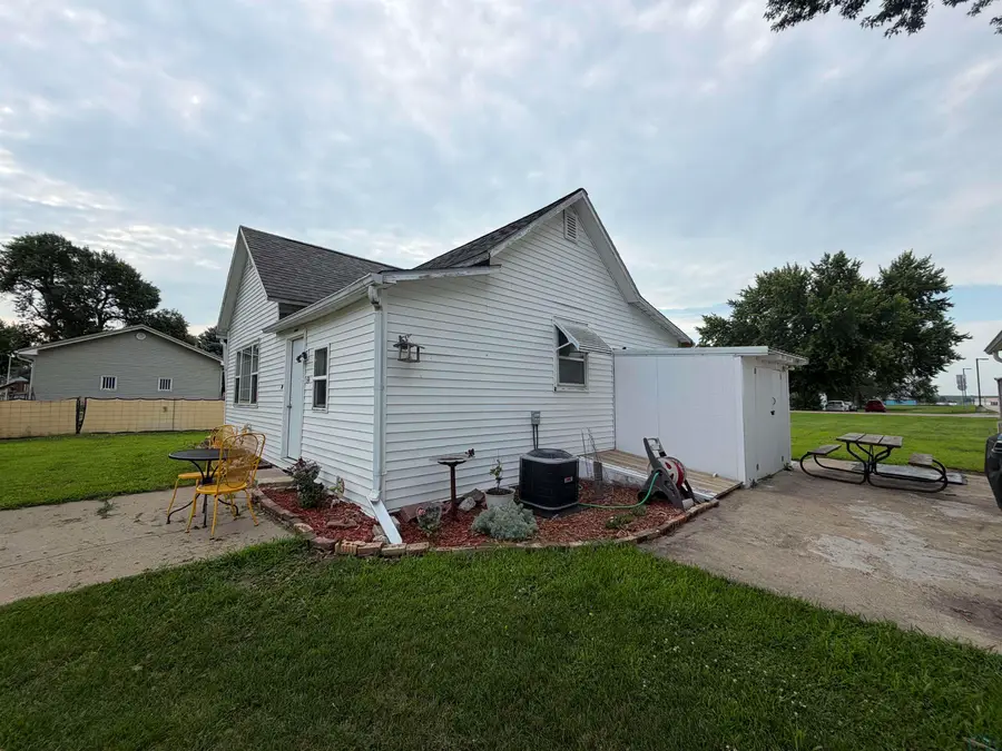 84 Hardy St, Akron, IA 51001 - #3