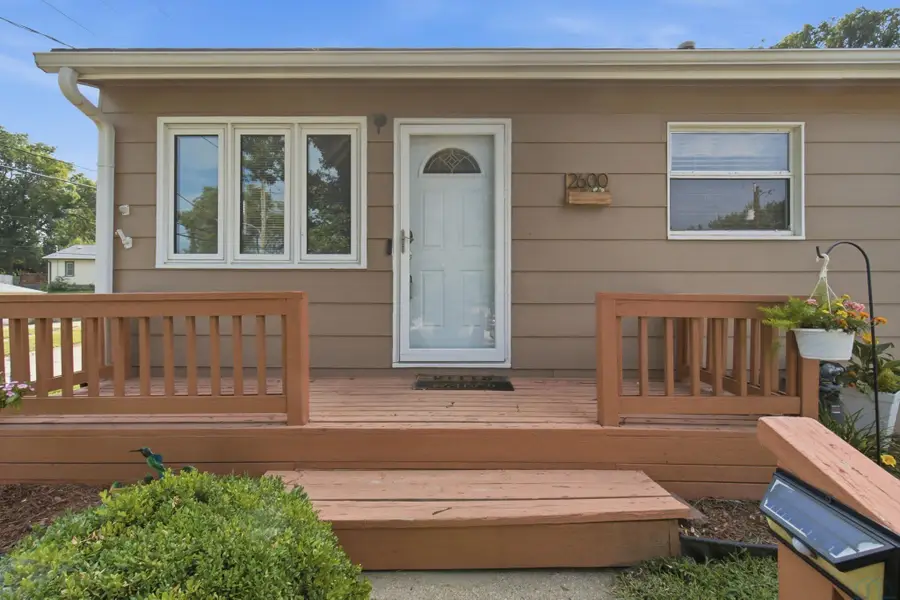 2600 S ALICE ST, Sioux City, IA 51106 - #3