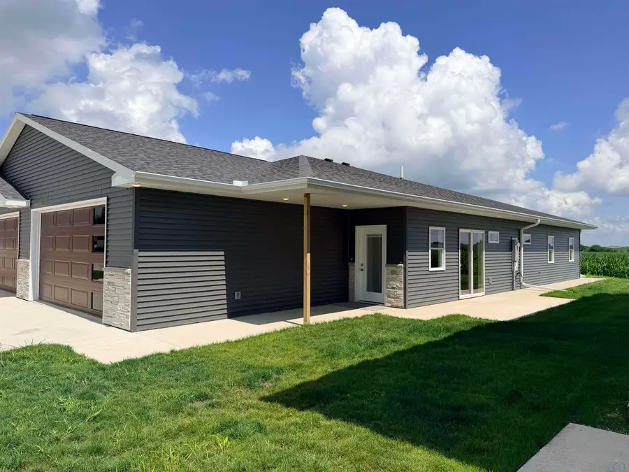 907B Lakeshore Drive, Lakeside, IA 50588 - #2