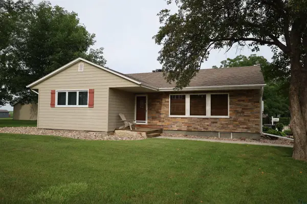 607 S Union Street, Rock Rapids, IA 51246