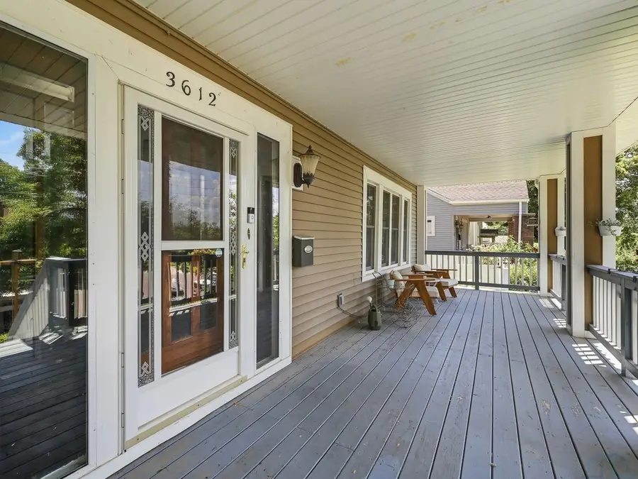 3612 Jackson, Sioux City, IA 51104 - #3