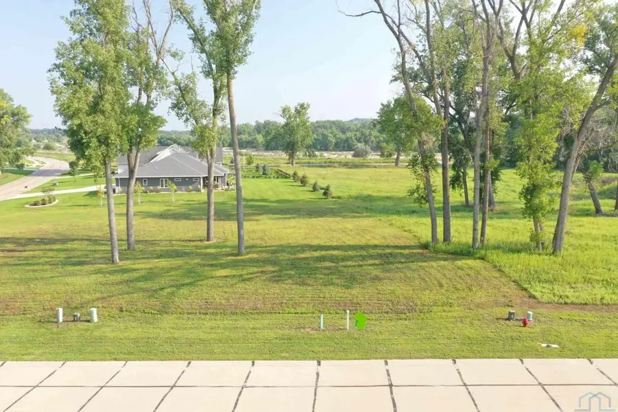 894 N Spanish Bay, Dakota Dunes, SD 57049 - #2