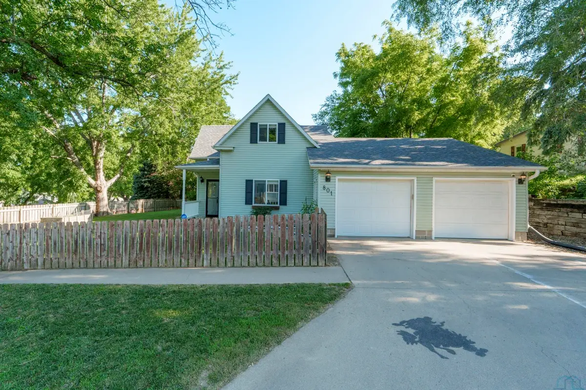 801 DAKOTA ST, Akron, IA 51001 - #1