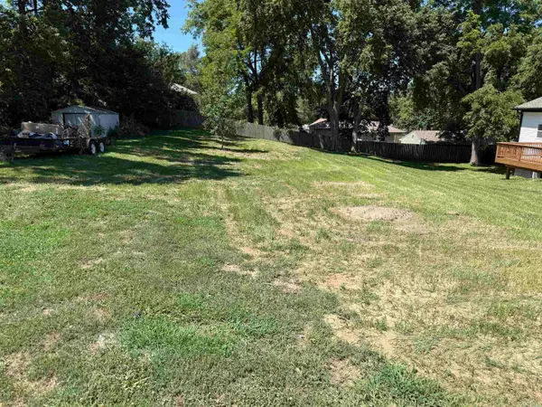 TBD S CLEVELAND, Sioux City, IA 51106