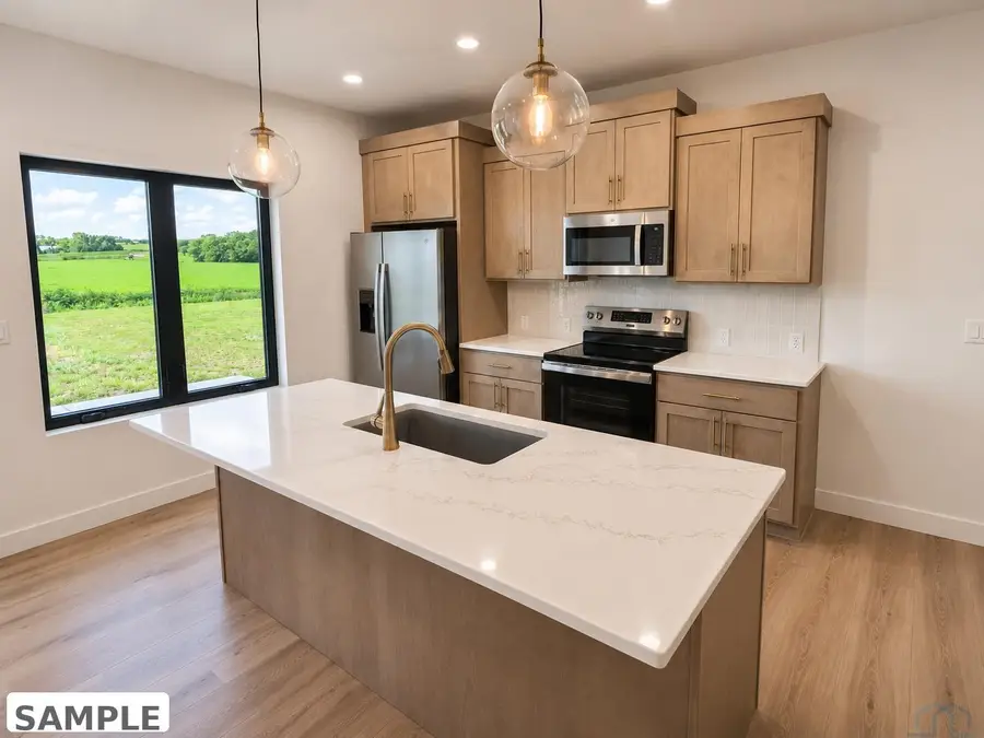 909 20th St., Hawarden, IA 51023 - #3